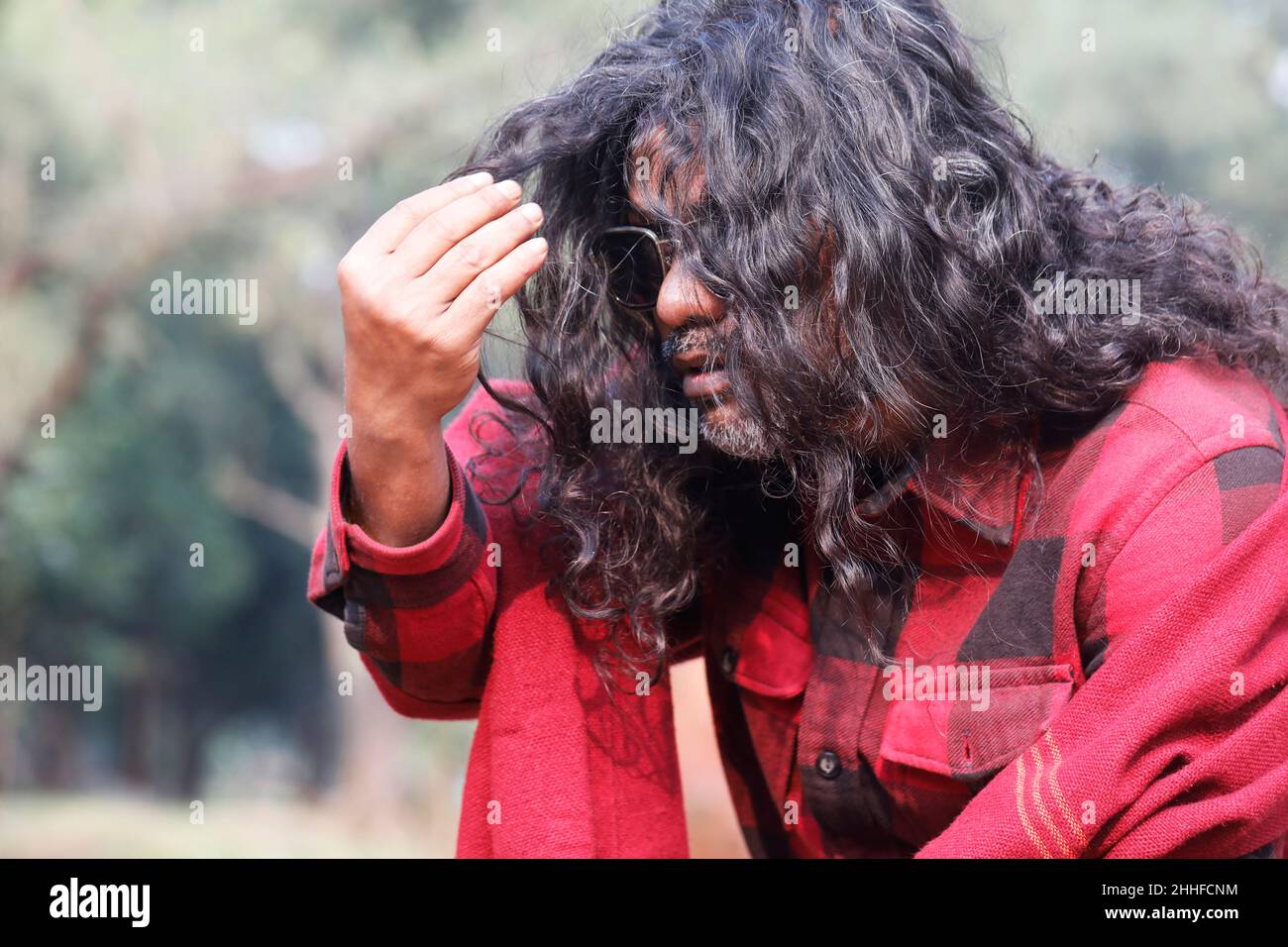 Dhaka, Bangladesh - 27 dicembre 2021: Shams Sumon è diventato un modello di malattia mentale, Dhaka, Bangladesh. Foto Stock