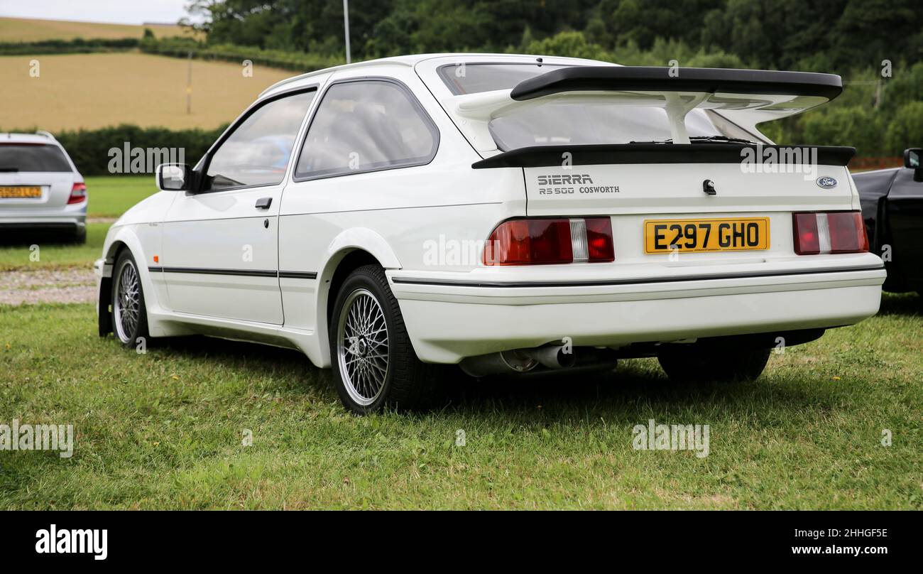 A White Ford Sierra RS 500 Cosworth. Foto Stock