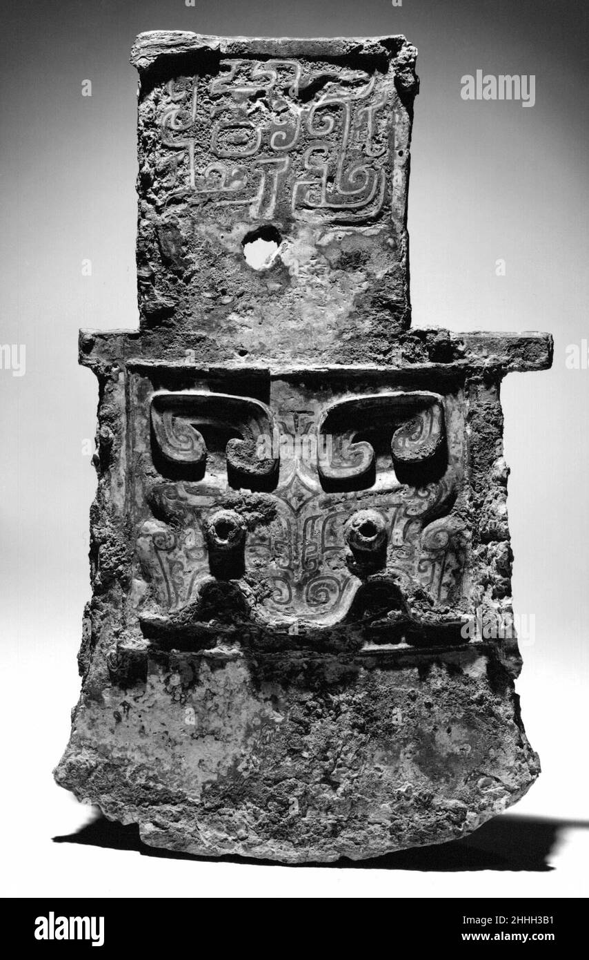 AX 13th–12th secolo a.C. Cina. AX. Cina. 13th–12th secolo a.C. Bronzo. Dinastia Shang (ca. 1600–1046 A.C.). Lavorazione dei metalli Foto Stock