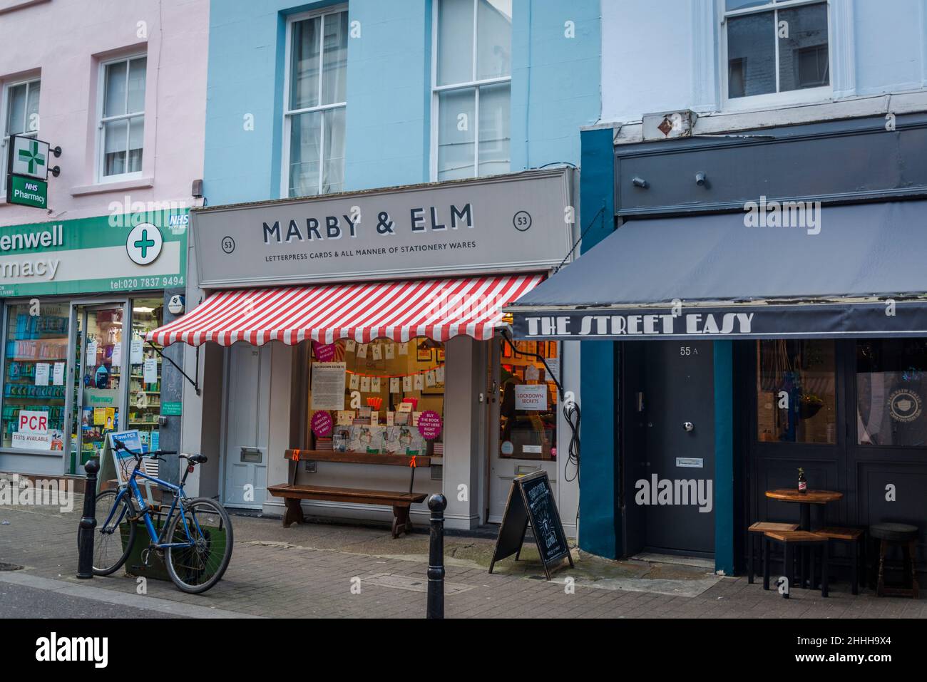 Exmouth Market, una strada semi-pedonale alla moda punteggiata da negozi indipendenti a Clerkenwell nel London Borough of Islington, EC1, London, Engl Foto Stock