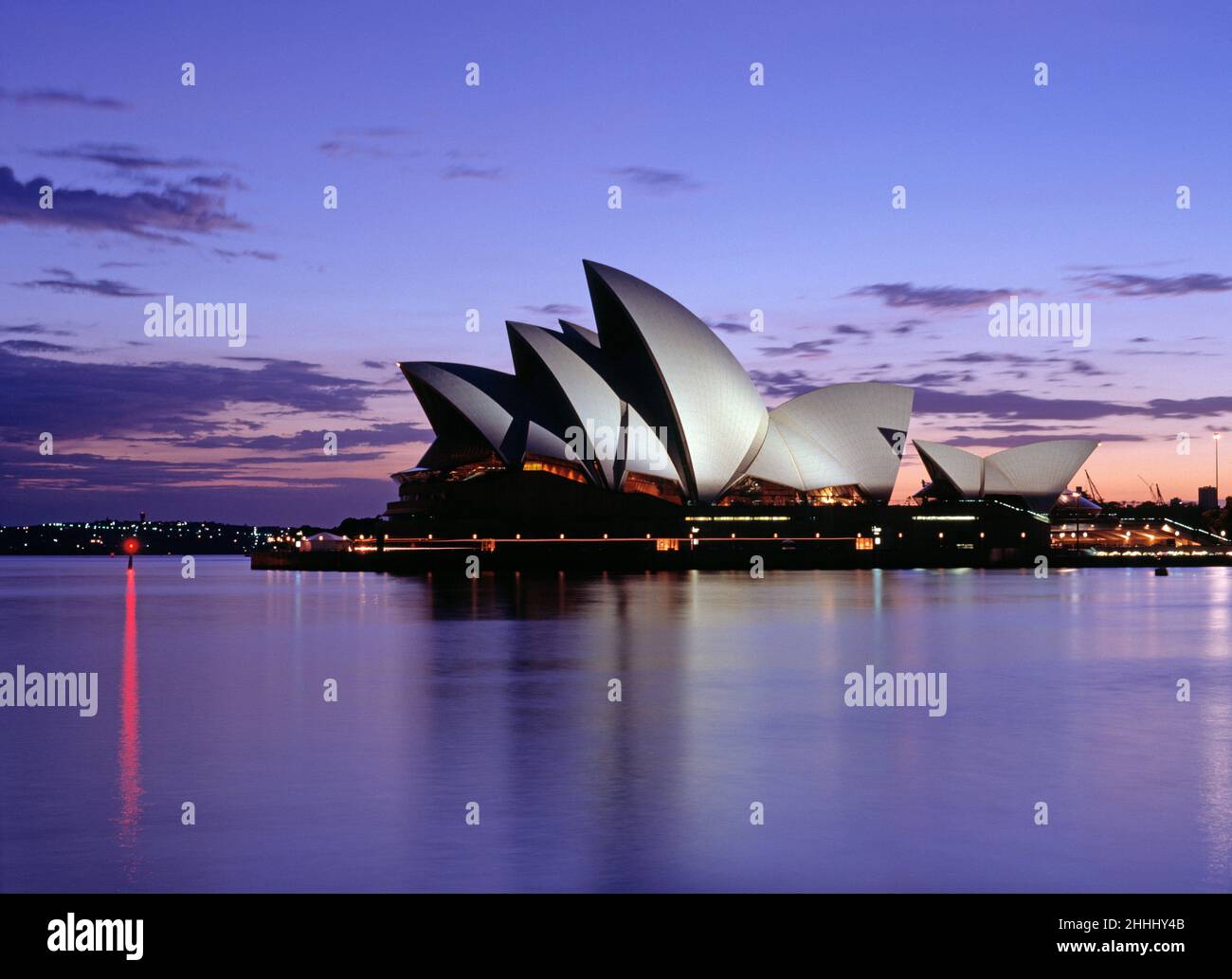 Australia. Sydney. Teatro dell'Opera all'alba. Foto Stock
