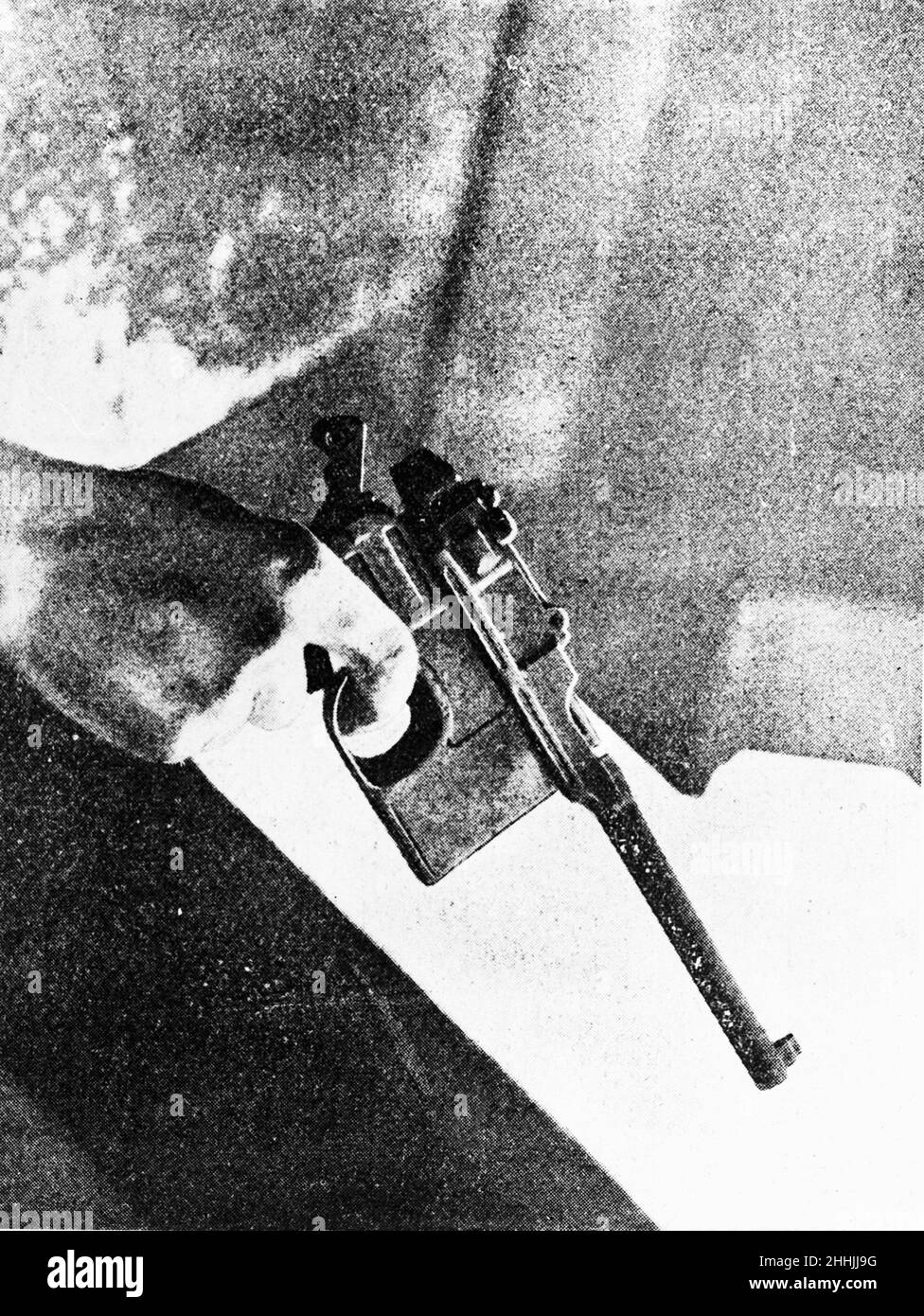 A mauser c96 pistol immagini e fotografie stock ad alta risoluzione Alamy A mauser c96 pistol immagini e fotografie stock ad alta risoluzione Alamy