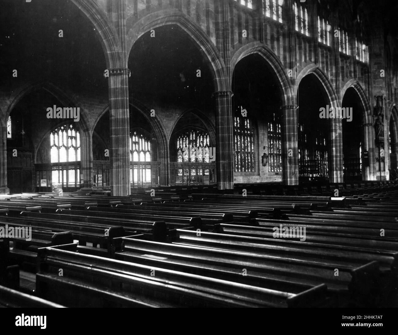 Cattedrale di Coventry, Chiesa Cattedrale di San Michele, prima che fosse danneggiata durante il Blitz di Coventry. La cappella laterale. Data sconosciuta. Foto Stock