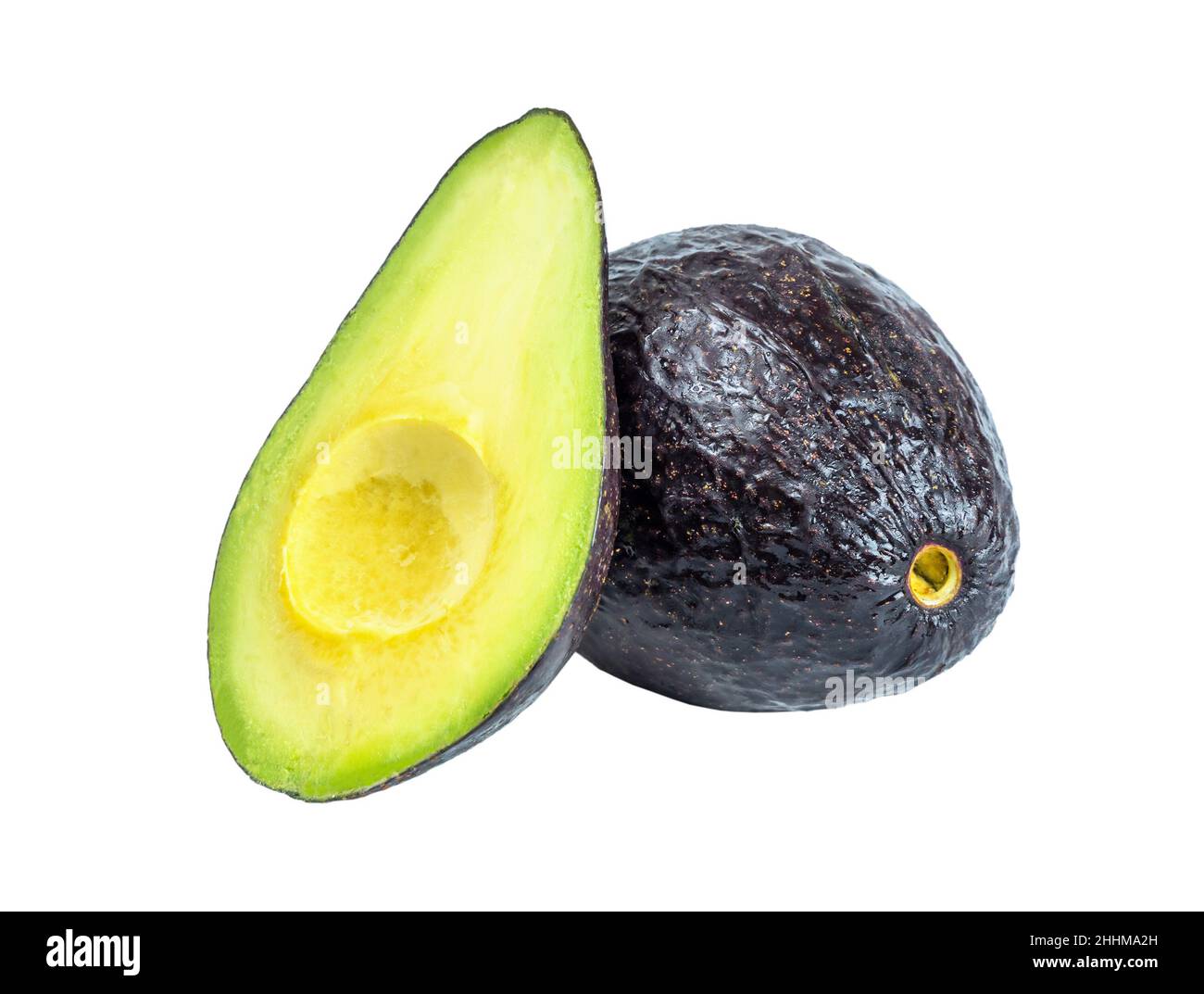 Avocado fresco e mezzo isolato su sfondo bianco Foto Stock