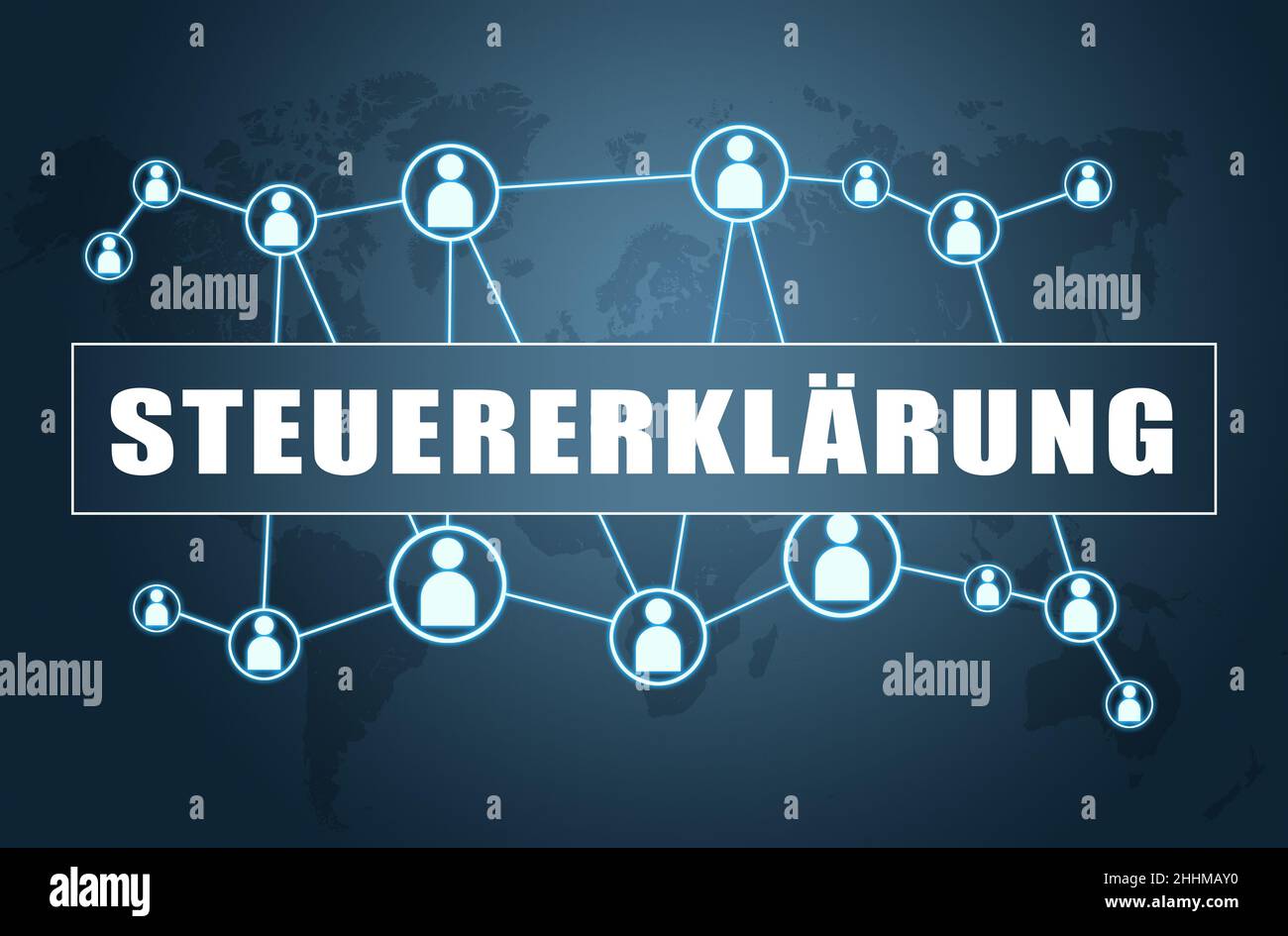 Steuererklärung - parola tedesca per dichiarazione di imposta o dichiarazione di imposta - concetto di testo su sfondo blu con mappa del mondo e icone sociali. Foto Stock