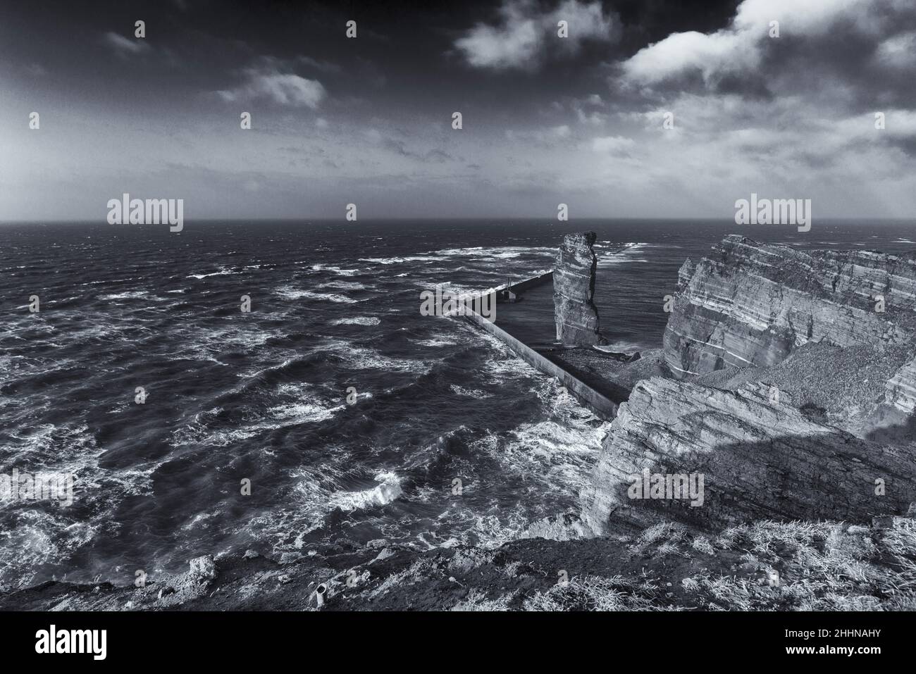 Forti tempeste invernali hi l'unica isola tedesca d'alto mare Heligoland nel Mare del Nord, Germania settentrionale, Europa centrale Foto Stock