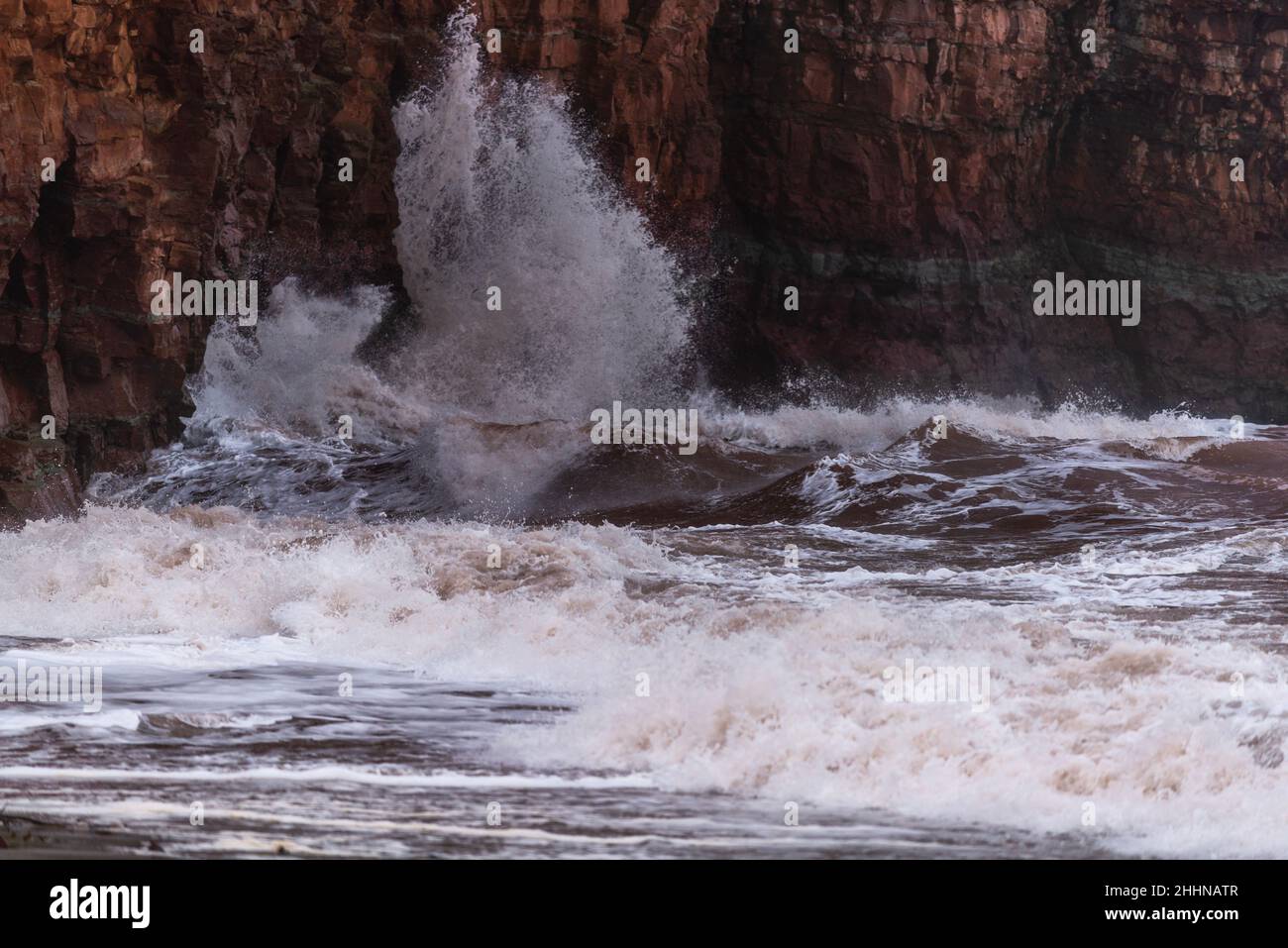 Forti tempeste invernali hi l'unica isola tedesca d'alto mare Heligoland nel Mare del Nord, Germania settentrionale, Europa centrale Foto Stock