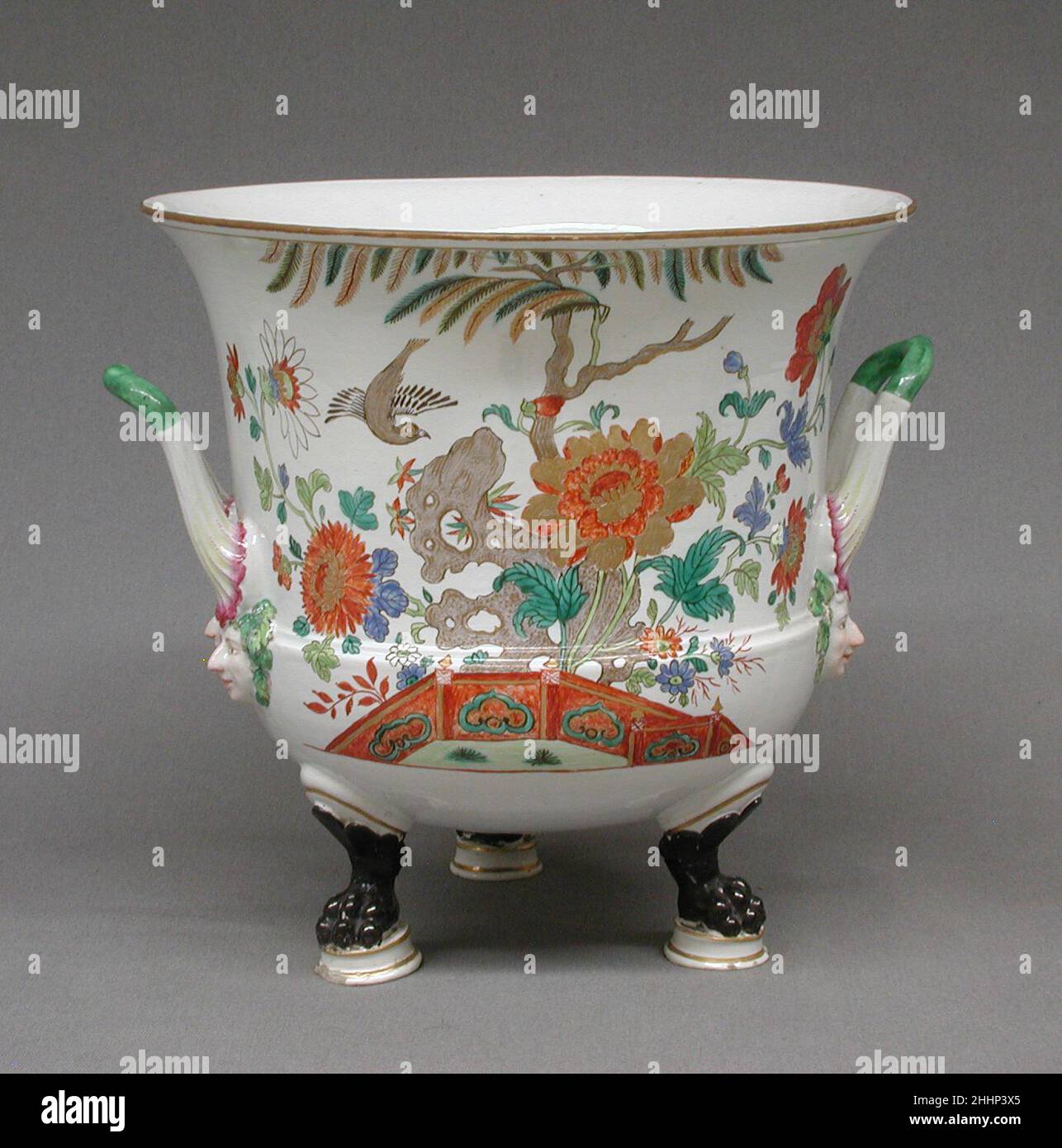 Coppia di cachepot 1770–80 italiano, Milano. Coppia di cachepot. Italiano, Milano. 1770–80. Faience (terracotta stagnata). Ceramica-ceramica Foto Stock