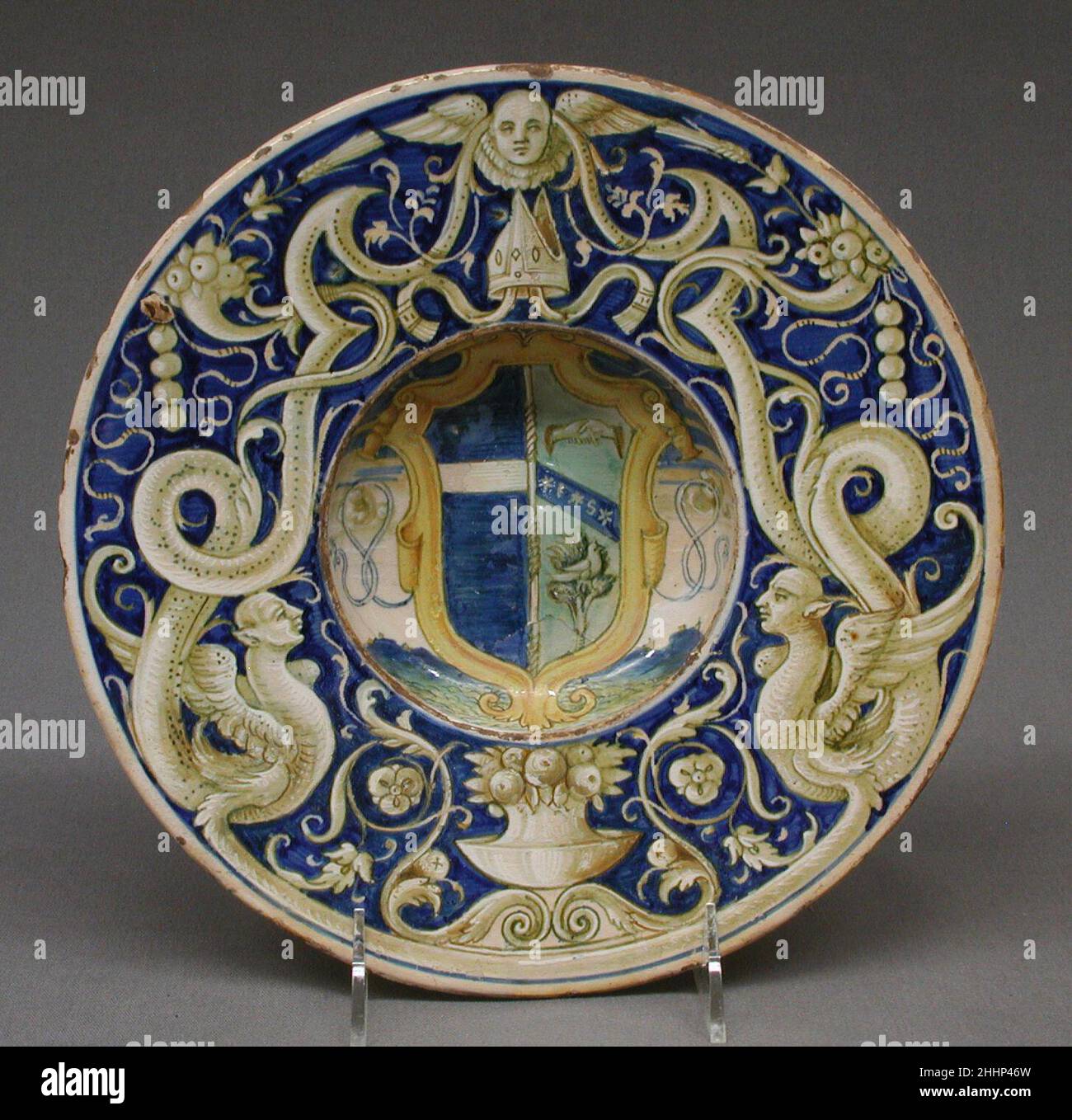 Piatto ca. 1530 Italiano, Castel durante. Piatto. Italiano, Castel Durante. Ca. 1530. Maiolica (terracotta stagnata). Ceramica-ceramica Foto Stock