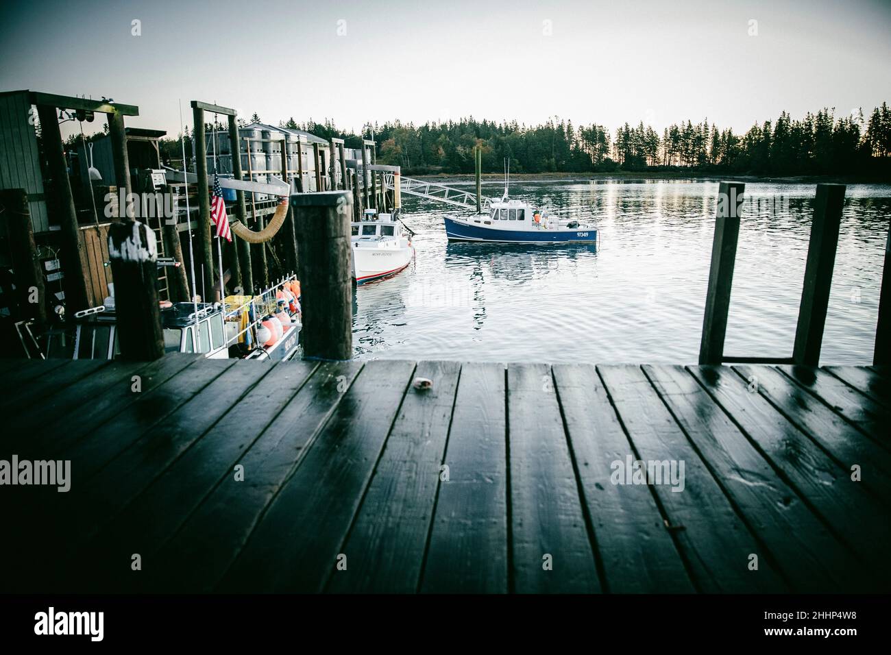 Barche da pesca al molo di Owl's Head, Maine Foto Stock