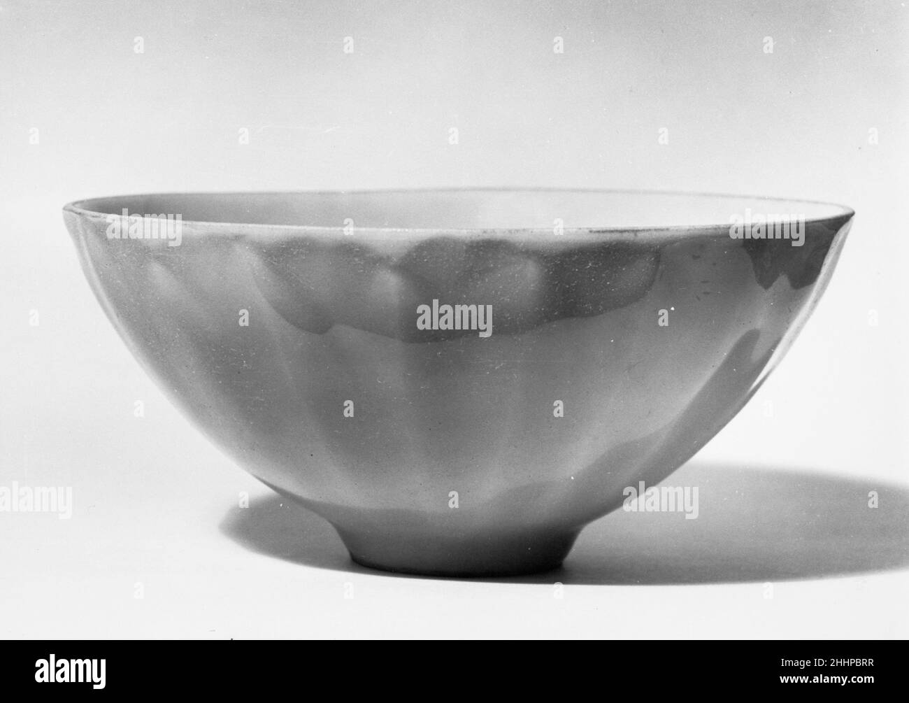 Ciotola 12th–13th secolo Cina. Recipiente 52634 Foto Stock