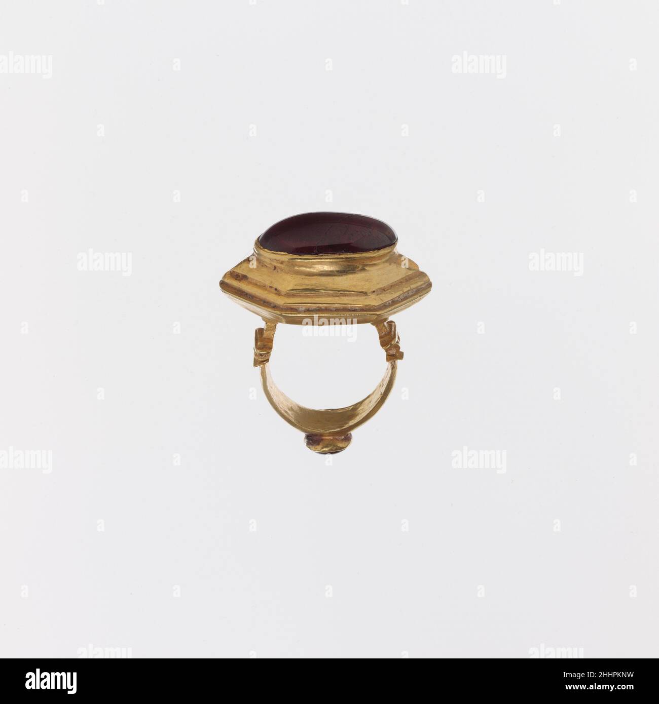 Anello store sul pollice