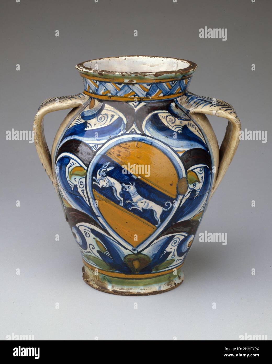 Vaso di apotecario (orciuolo) ca. 1480–1520 Italiano, probabilmente Firenze o dintorni. Vaso di apotecario (orciuolo). Italiano, probabilmente Firenze o dintorni. CA. 1480–1520. Maiolica (terracotta stagnata). Ceramica-ceramica Foto Stock