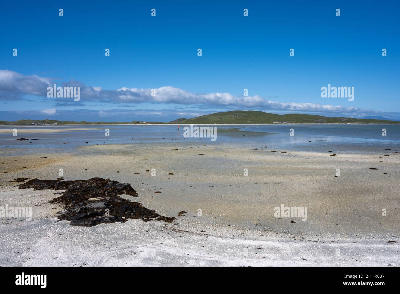 Traigh Mhor (in inglese 'Big Beach') è la spiaggia dove gli aerei atterrano all'Aeroporto di barra, Sound of barra, Eoligarry Foto Stock