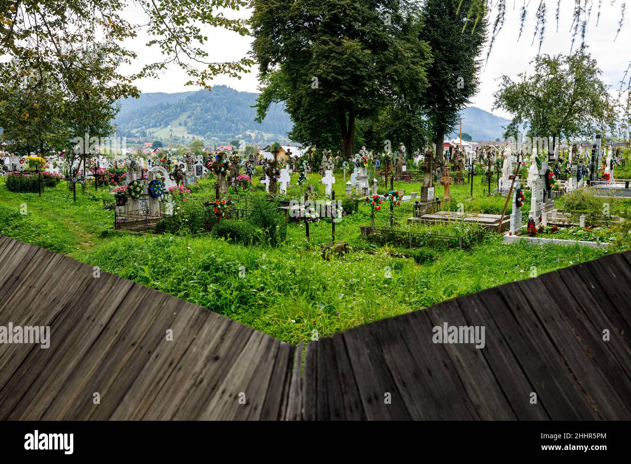 Il cimitero storico di Moldovita in Romania Foto Stock