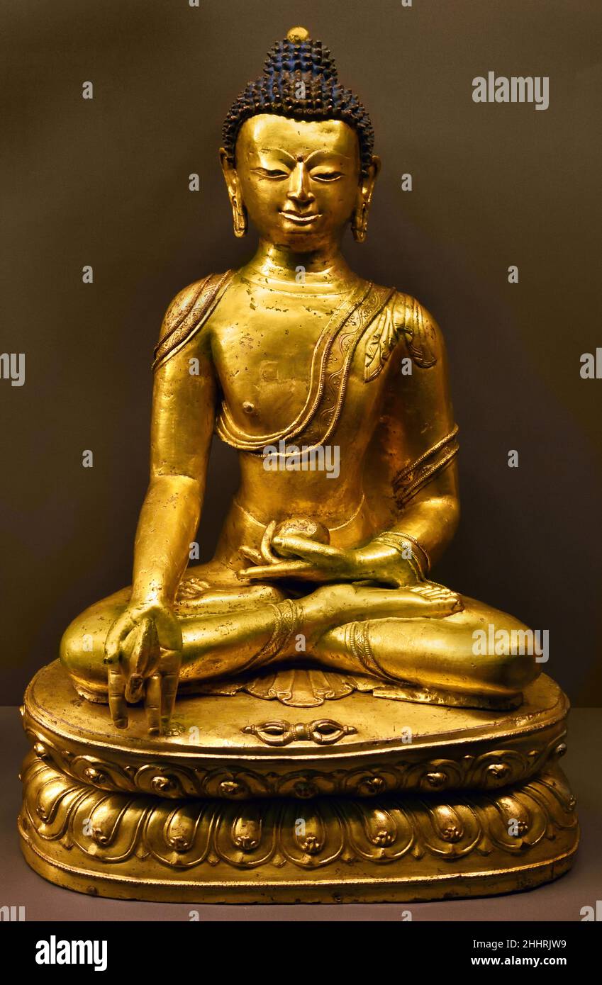 Baishajyaguru - Tibet 14th-15th secolo Tibetano (importante figura di bronzo dorato del Buddha di Medicina,) Foto Stock