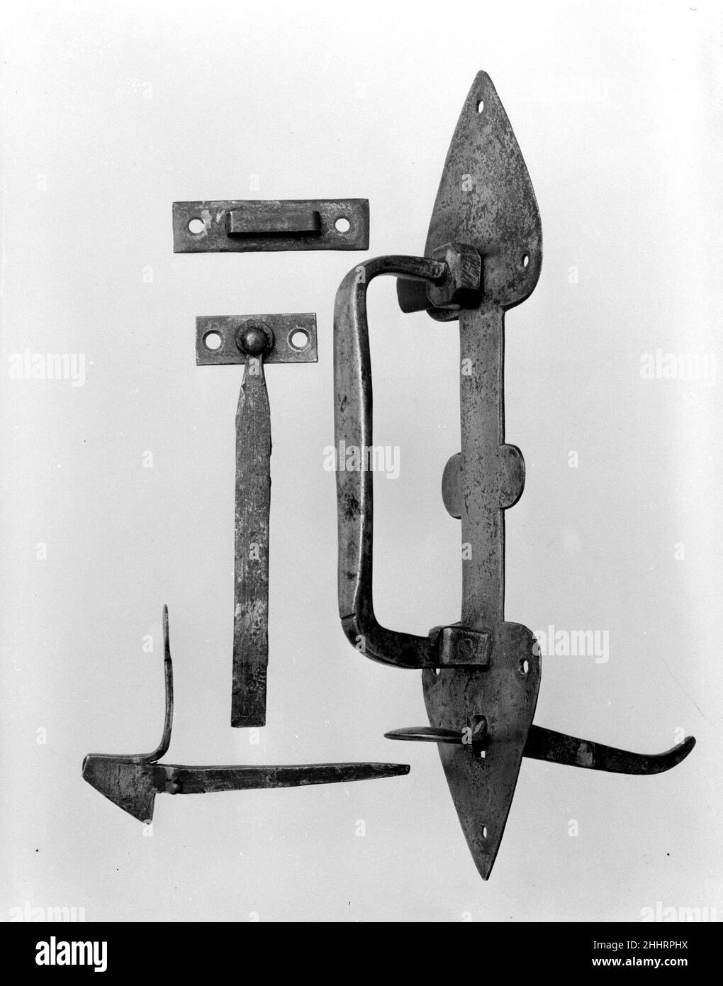 Latch, Support, Bar, and Catch 1700–1800 American. Fermo, supporto, barra e fermo. Americano. 1700–1800. Ferro battuto. Fabbricato in Pennsylvania, Stati Uniti Foto Stock