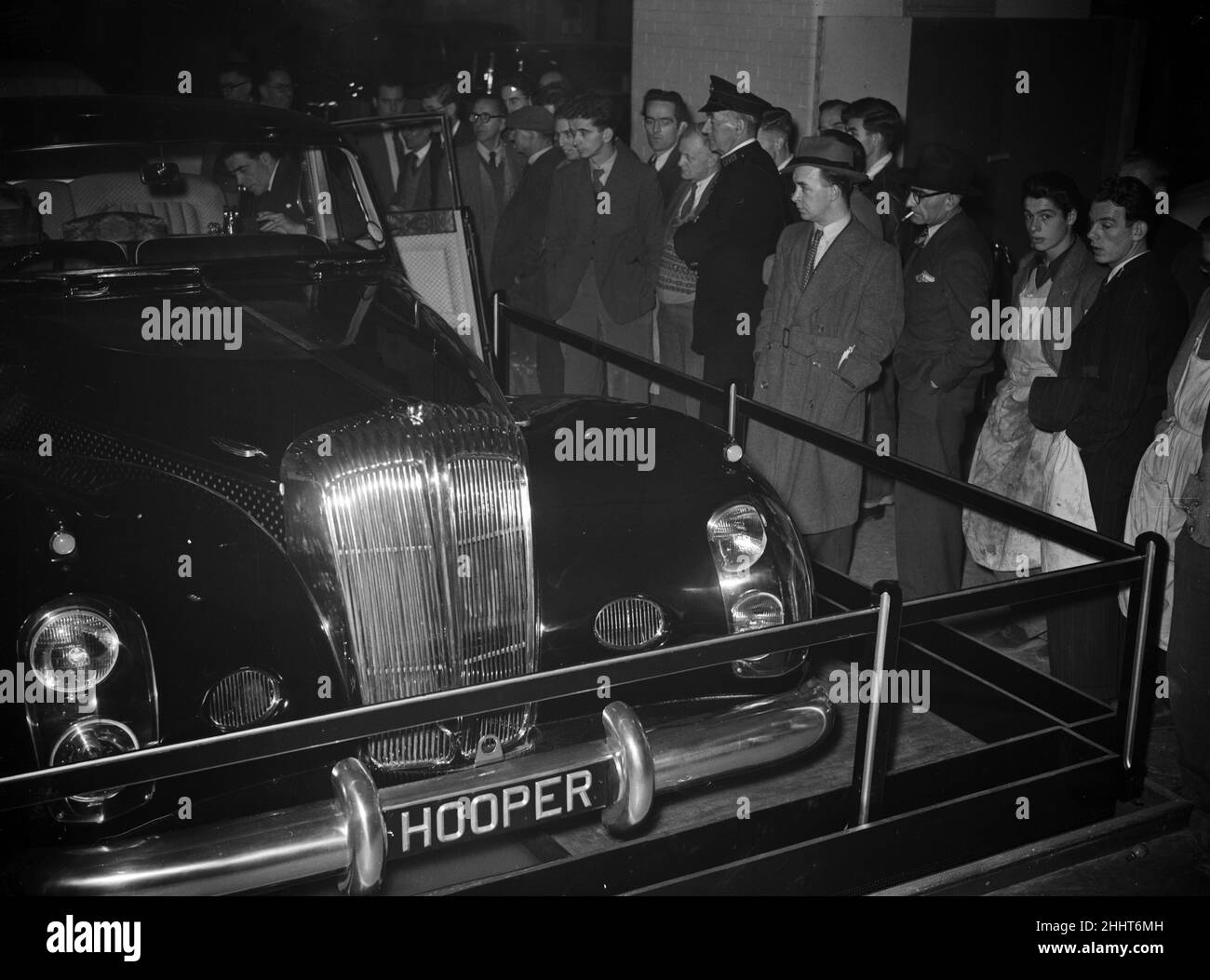 British International Motor Show, tenuto a Earls Court, Londra, dal 17th al 27th ottobre 1951. Nella foto, Rolls Royce Hooper. Foto Stock
