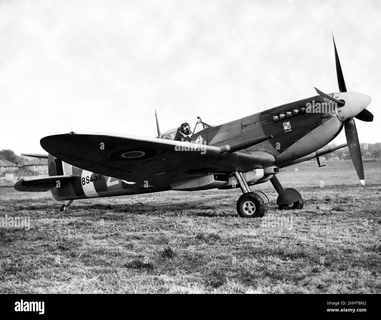 Aviation - Spitfire - Un'immagine del nuovo Vickers-Supermarine Spitfire migliorato - c.1941 - Kemsley Picture - Now Trinity Mirror Foto Stock