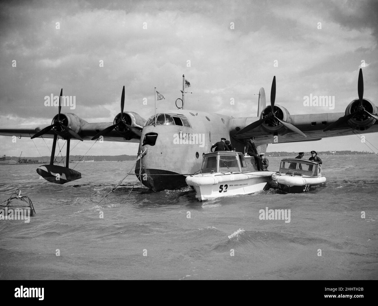 Pantaloncini S30 Empire Flying Boat G-AFCZ denominato Clare di proprietà di e gestito da BOAC. Visto qui a Poole nel Dorset in seguito alla sua trans-atlantico volo. 10 Agosto 1940 Foto Stock