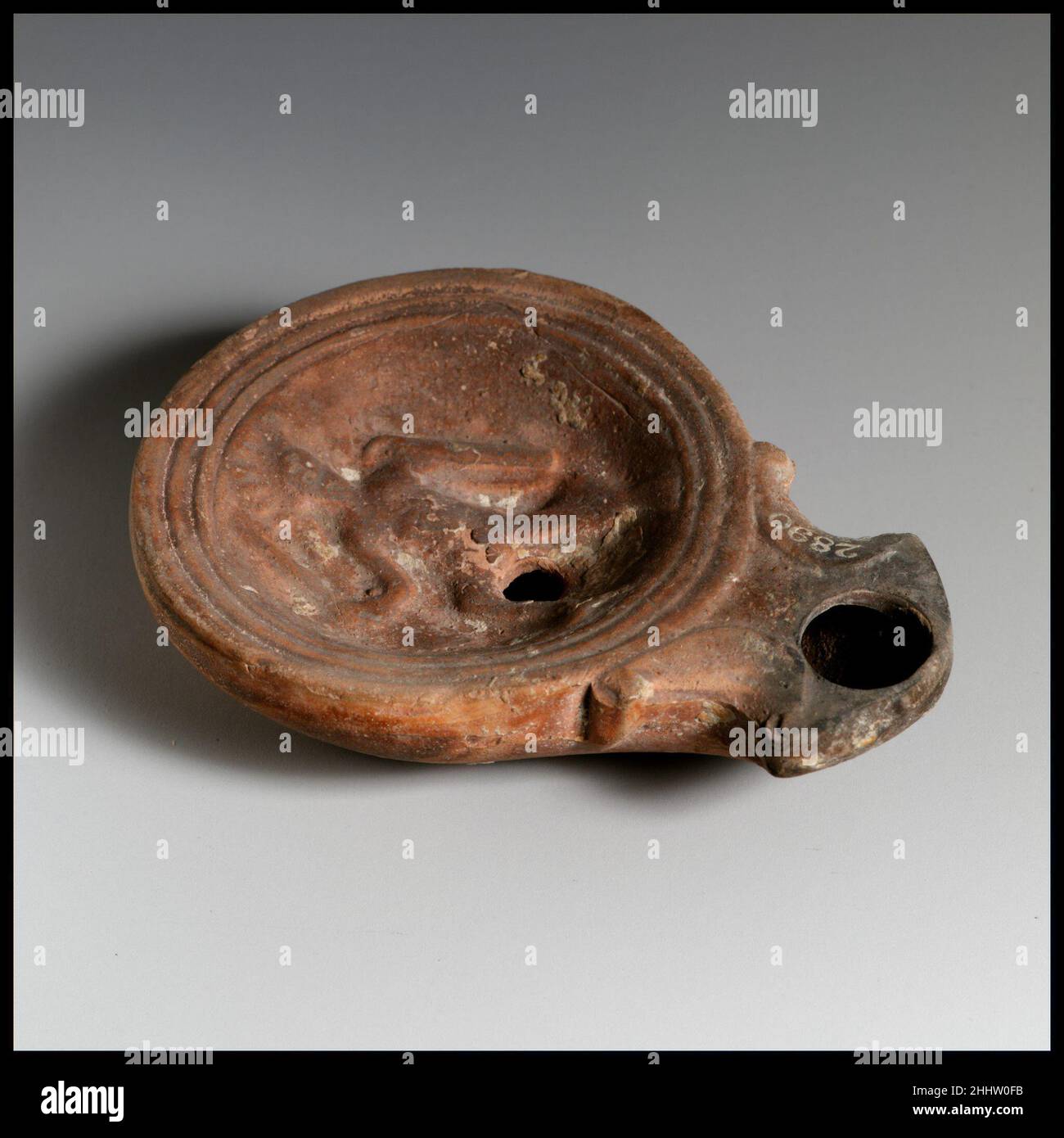 Lampada Ad Olio Romana Antica - Riproduzione In Argilla Per Decorazione Storica - Foto 5