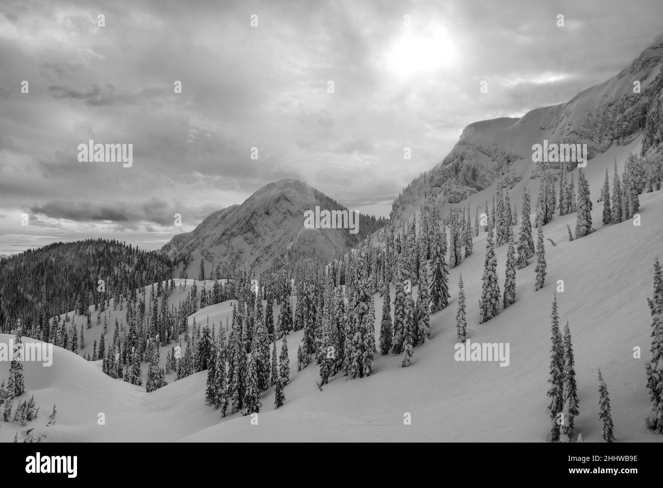 Paesaggio alpino durante l'alpinismo con gli amici 2 Foto Stock