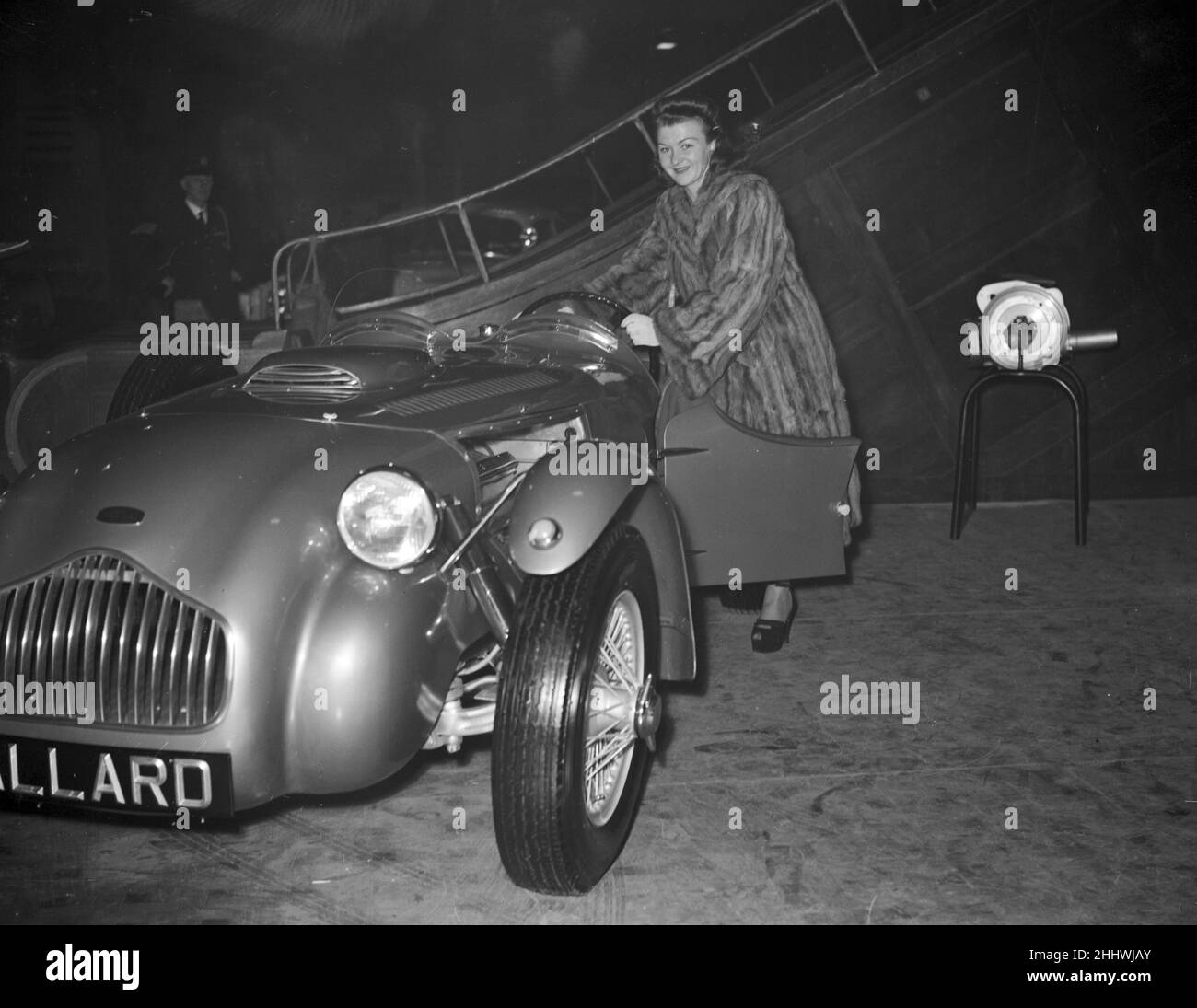 British International Motor Show, tenuto a Earls Court, Londra, dal 17th al 27th ottobre 1951. Foto Stock