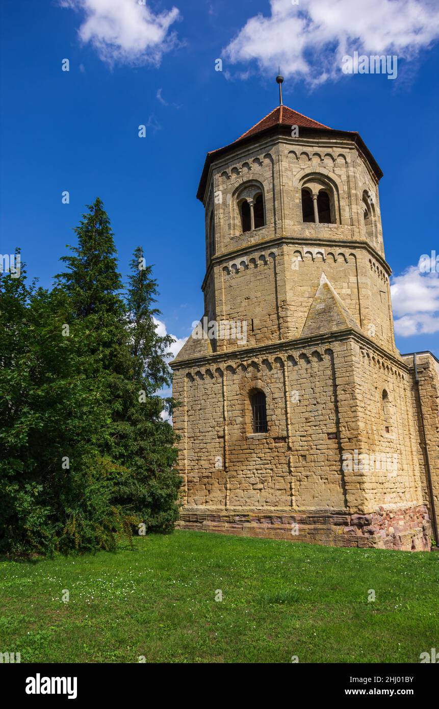 Göllingen, Turingia, Germania - 14 agosto 2017: Ex monastero benedettino di San Wigbert a Göllingen, nei pressi di Bad Frankenhausen a Kyffhäuserland. Foto Stock