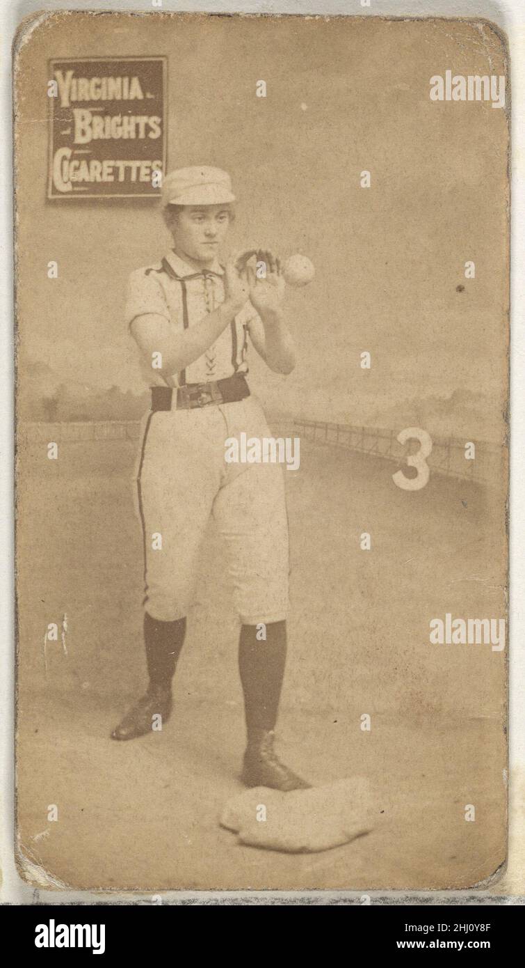 Carta 3, della serie Girl Baseball Players (N48, Type 2) per le sigarette Virginia Blights 1886 emesse da Allen & Ginter American Trade cards della serie 'Girl Baseball Players' (N48), emessa nel 1886 da Allen & Ginter per promuovere le sigarette Virginia Blights e Dixie. Nella serie sono presenti due tipi di schede. Il tipo 1 mostra un giocatore di baseball femminile in uniforme con una polka punteggiata bib, e più spesso le carte sono numerate. Il tipo 2 raffigura un giocatore di baseball femminile in uniforme standard con la posizione del giocatore annotata sull'immagine. Carta 3, della serie Girl Baseball Players (N48, Type 2) f Foto Stock