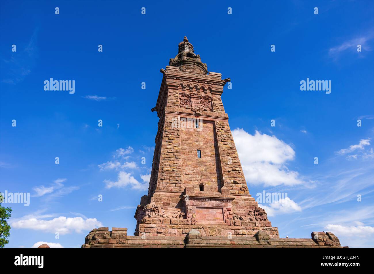 Bad Frankenhausen Thuringia, Germania - 14 agosto 2017: Vista del famoso monumento Kyffhäuser sulla collina di Kyffhäuser. Foto Stock