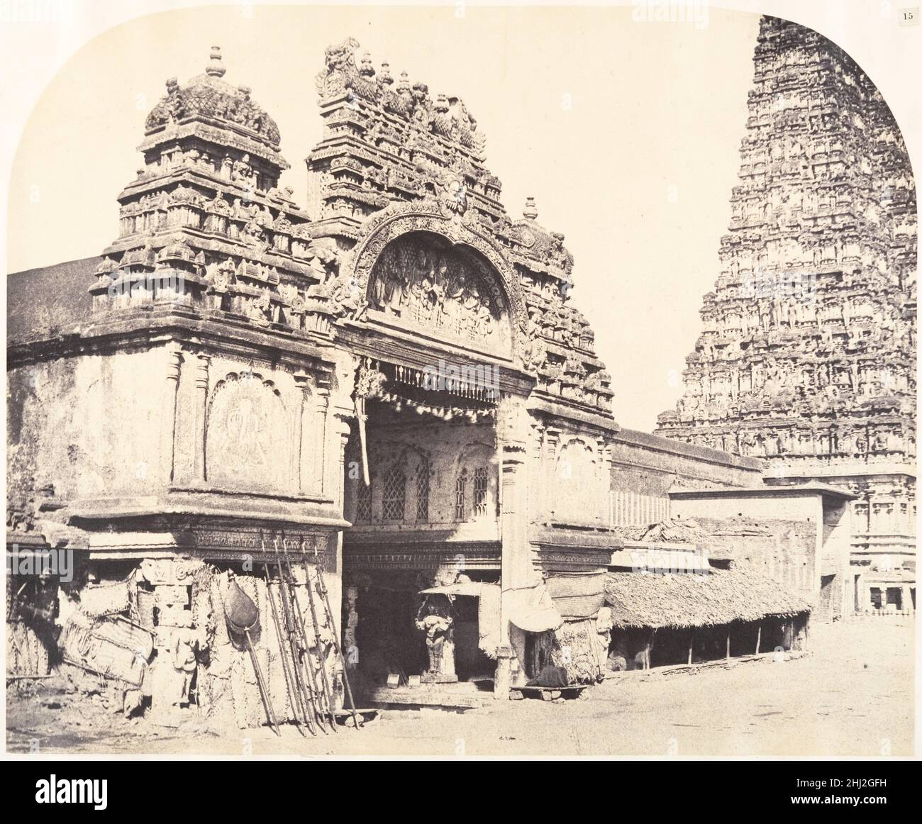 Ingresso al Tempio di Minakshi nella Grande Pagoda Gennaio–Marzo 1858 Linnaeus trippa britannica. Ingresso al Tempio di Minakshi nella Grande Pagoda 287282 Foto Stock