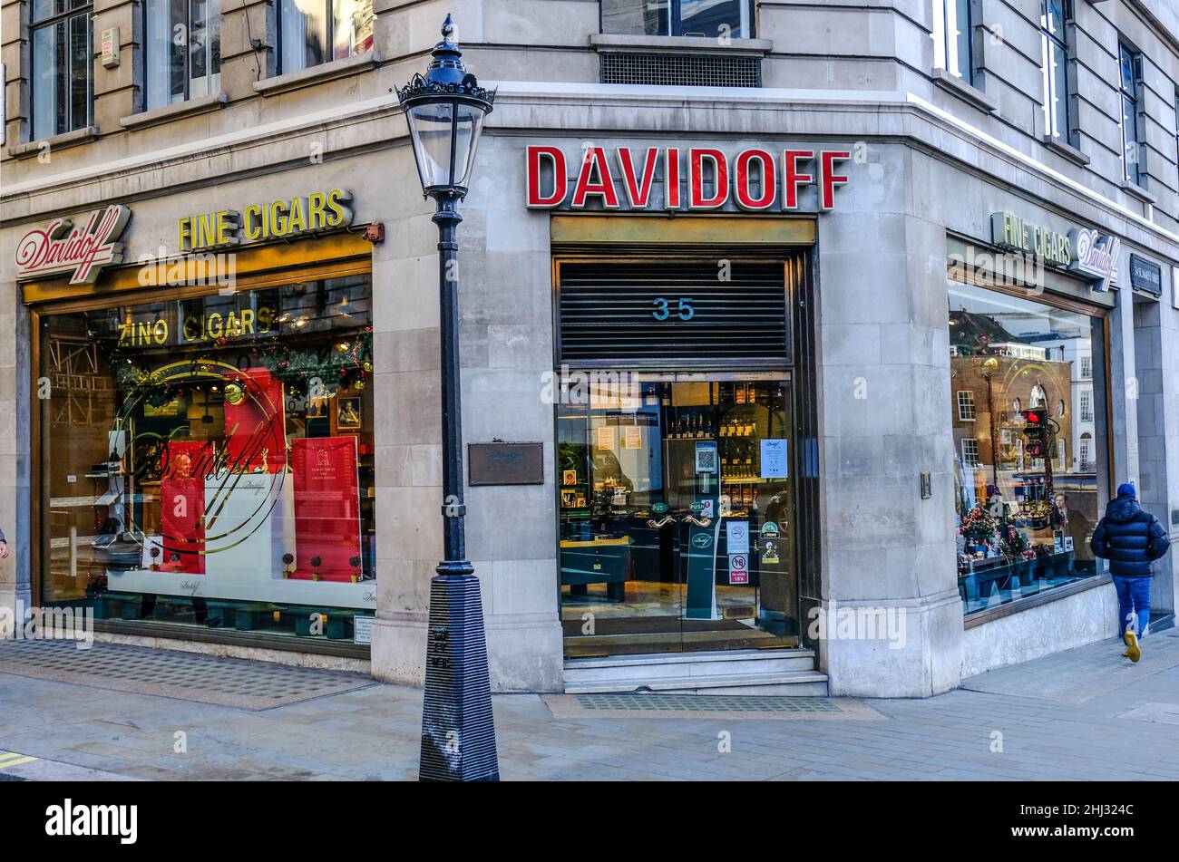 Davidoff di Londra, negozio di sigari, St James Street, Londra SW1 Foto Stock