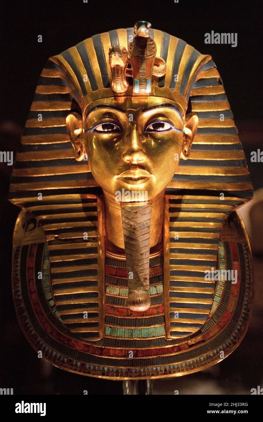 Maschera d'oro del re Tutankhamun, Museo delle Antichità Egizie, Cairo, Egitto Foto Stock