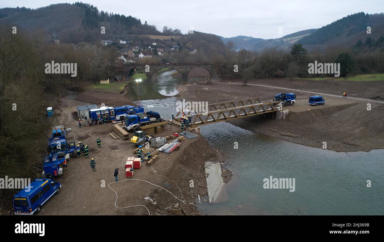 THW costruire un ponte, fuco colpo, Duempelfeld, Renania-Palatinato, Germania Foto Stock