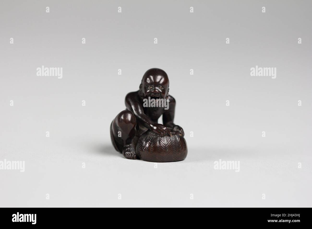 Netsuke di un Islander del Mare del Sud 19th secolo Giappone. Netsuke di un Islander del Mare del Sud. Giappone. 19th secolo. Legno. Edo (1615–1868) o Meiji (1868–1912). Netsuke Foto Stock