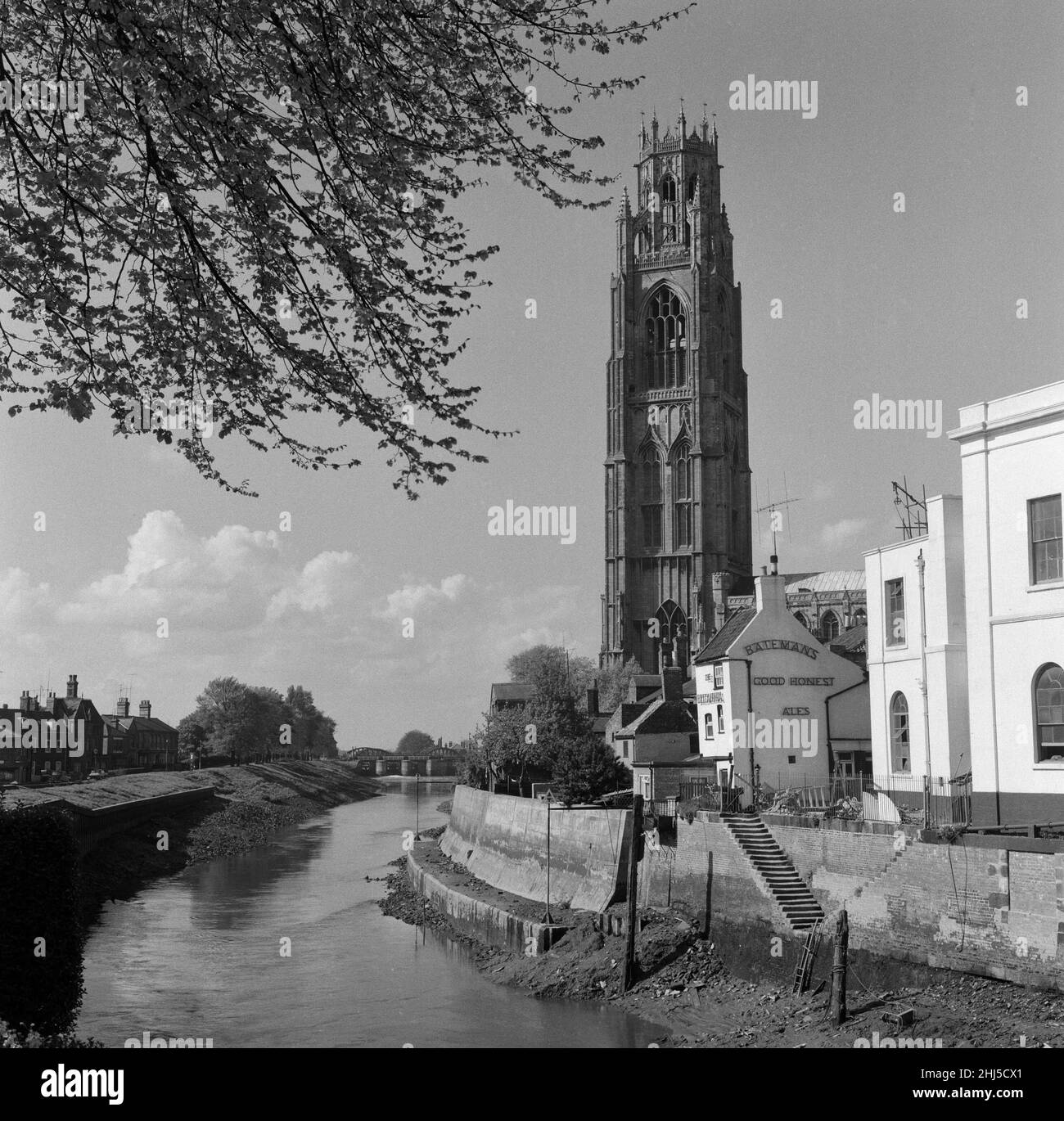 St Botolph's Church, una chiesa parrocchiale della Chiesa d'Inghilterra di Boston, Lincolnshire. E' notevole per la sua torre straordinariamente alta, conosciuta come il Boston Stump. 27th aprile 1961. Foto Stock