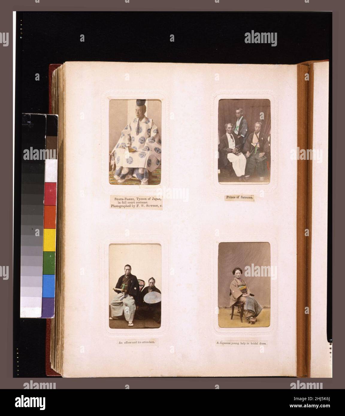 Ritratti da studio di 'Stots-Bashi' (Yoshinobu Tokugawa, ultimo shogun del Giappone), il Principe di Satsuma, un ufficiale con il suo assistente, e una giovane donna in abiti da sposa Foto Stock