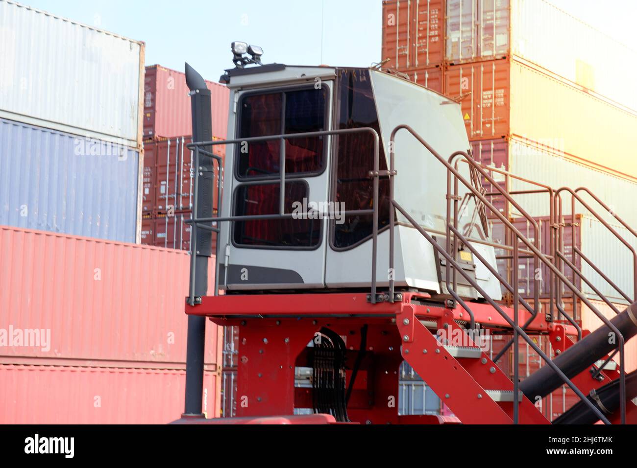 Vista trasporto sala di controllo carrelli elevatori a forche container Foto Stock