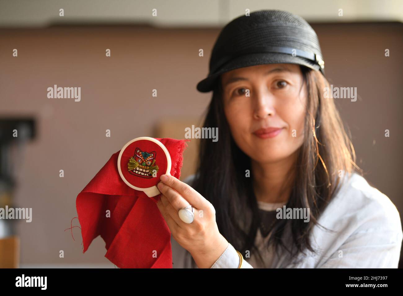 Yakeshi, Yakeshi, Cina. 27th Jan 2022. Il 24 gennaio 2022, gli artisti Yakeshi nella Mongolia interna crearono opere d'arte con elementi tigre per celebrare il Festival di Primavera dell'anno della tigre. (Credit Image: © SIPA Asia via ZUMA Press Wire) Foto Stock