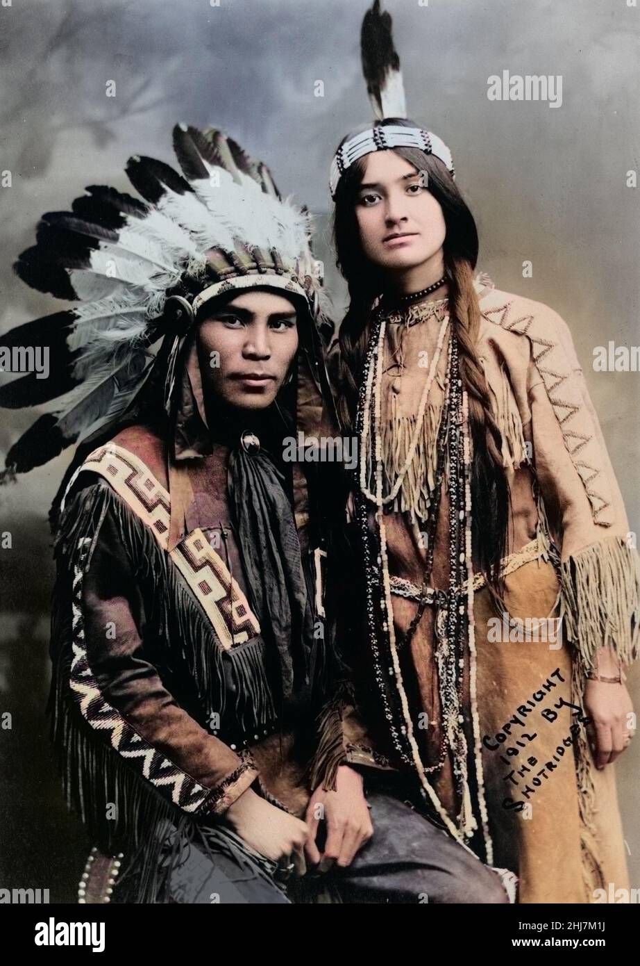 Situwuka e Katkwachsnea. Circa 1912 - Foto d'antiquariato e d'epoca - Indiani d'america / Indiani d'America. Foto di Shotridges. Foto Stock