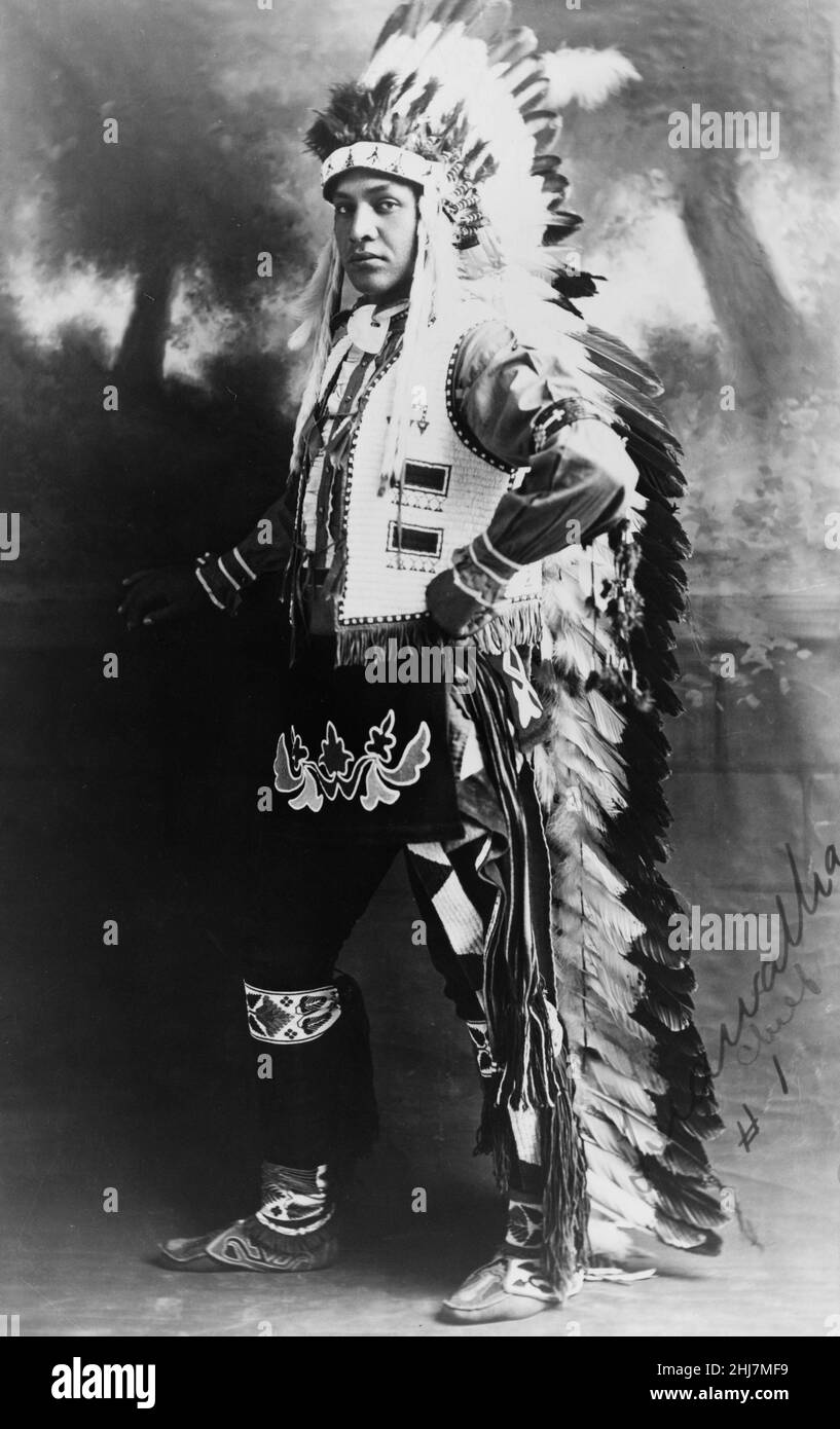 Hiawatha, capo, Potawatomi indiano, c1909. Foto d'epoca e d'epoca - Indiani d'america / Indiani d'India / Indiani d'America by C.F. Squires, Lawrence, Kansas. Foto Stock