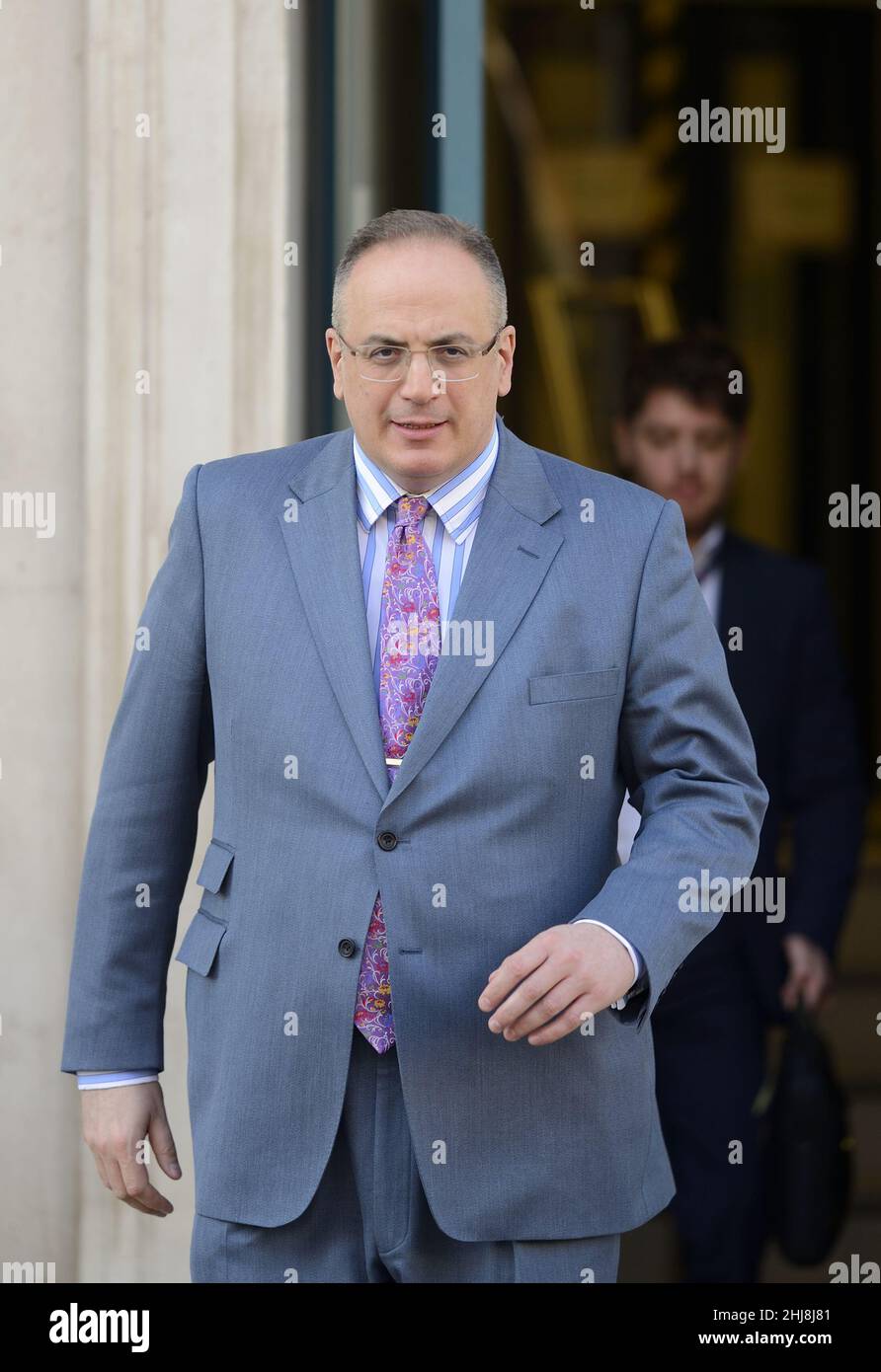 Michael Ellis QC MP - Paymaster Generale - lasciare l'ufficio del gabinetto a Whitehall, gennaio 26th 2022 Foto Stock