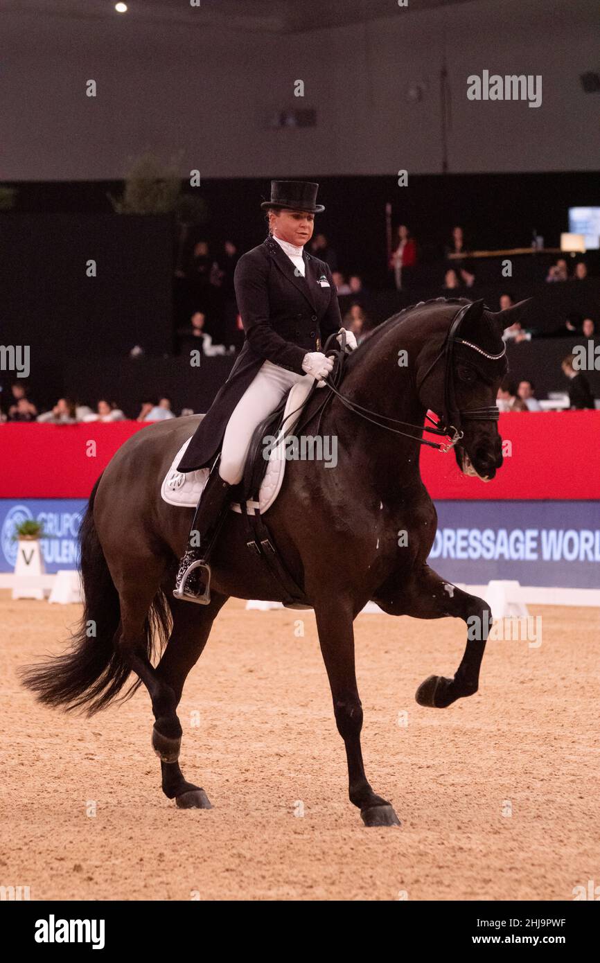Dorothee Schneider & DSP Sammy Davis Jr. GER durante la Coppa del mondo di Longines FEI 2019 il 30 2019 novembre a Madrid Horse Week, Spagna Foto Stock
