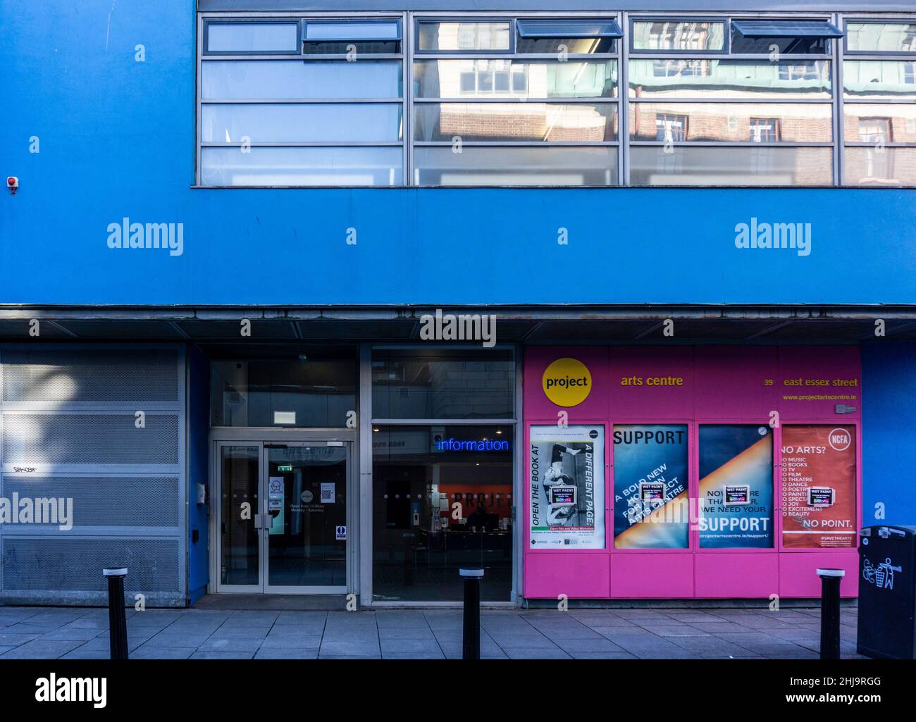 Il Project Arts Center in East Essex Street un centro di arti multidisciplinare con sede a Temple Bar, Dublino, Irlanda. Foto Stock