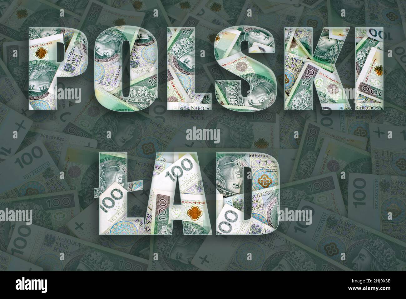 Iscrizione Polski Ład testo in polacco che denota la riforma delle finanze pubbliche in Polonia, oltre a lucidare 100 zloty banconote sfondo. Nuova legge fiscale in Pol Foto Stock
