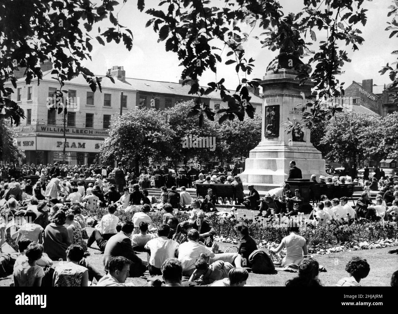 Eldon Square, una piazza pubblica a Newcastle, Tyne e Wear. 6th giugno 1962. Foto Stock