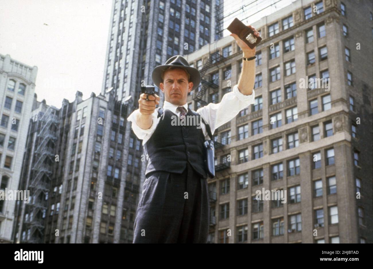 Gli Intoccabili Anno: 1987 USA Direttore : Brian De Palma Kevin Costner Foto Stock