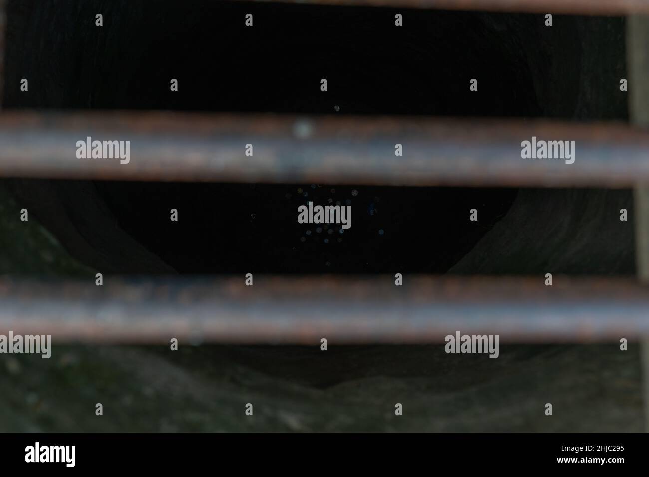 Bene nella città di Uplistsikhe in Georgia Foto Stock