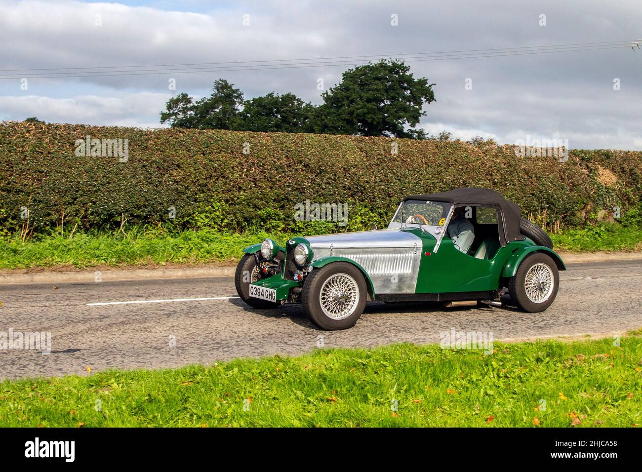 1989 80s anni '80 Vincent MPH Riley-ispirato verde monoposto Rag Top Dwornik Engineering. 1298cc benzina; veicoli costruiti a mano, kit per auto sportive Vintage, Veteran & Classic, replica, kit auto, kit auto, auto amatoriale, Repliche della Dwornik Engineering di Oxford UK Foto Stock