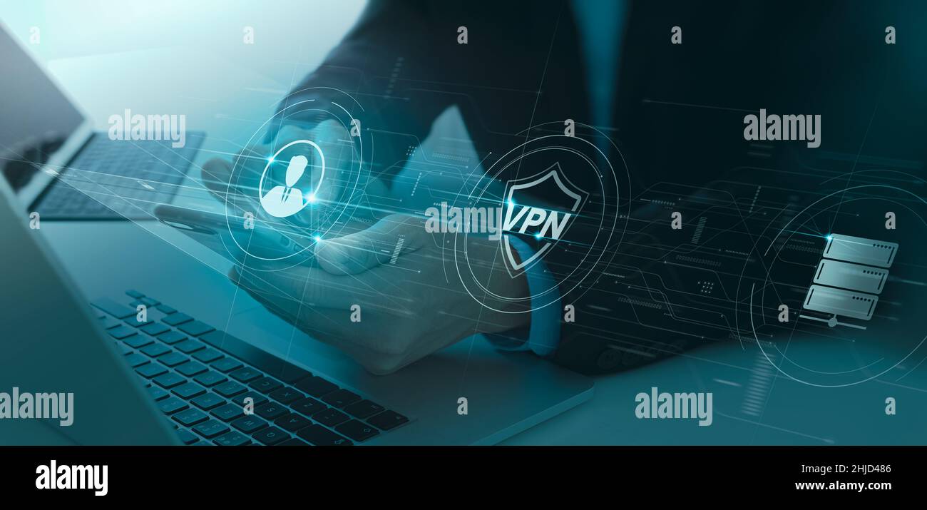 Uomo d'affari che utilizza la tecnologia di rete privata virtuale su smartphone tunnel crittografato al server remoto su Internet per proteggere la privacy dei dati o ignorare il cen Foto Stock